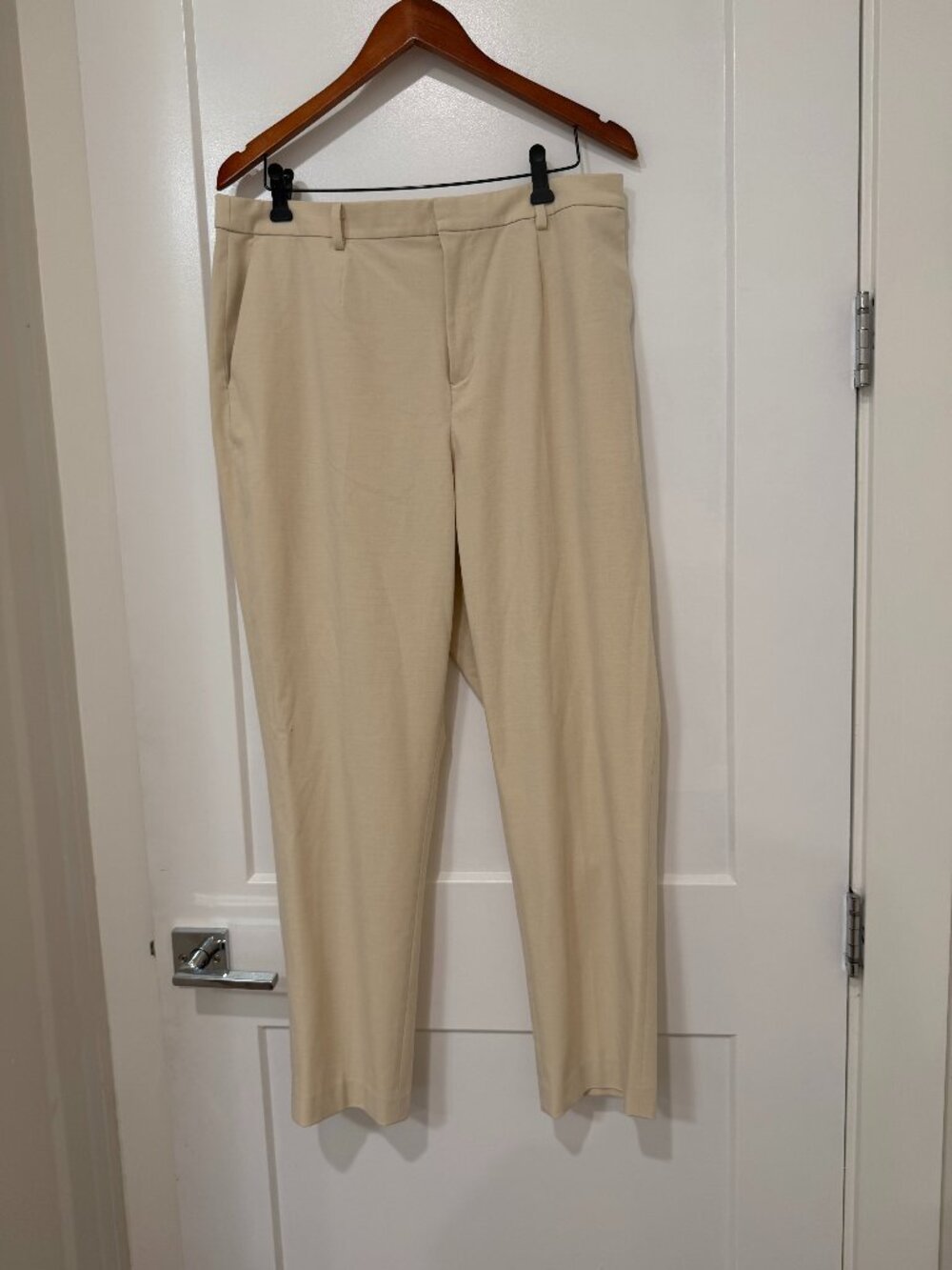 Uniqlo smart ankle pant -- cream/ivory colour